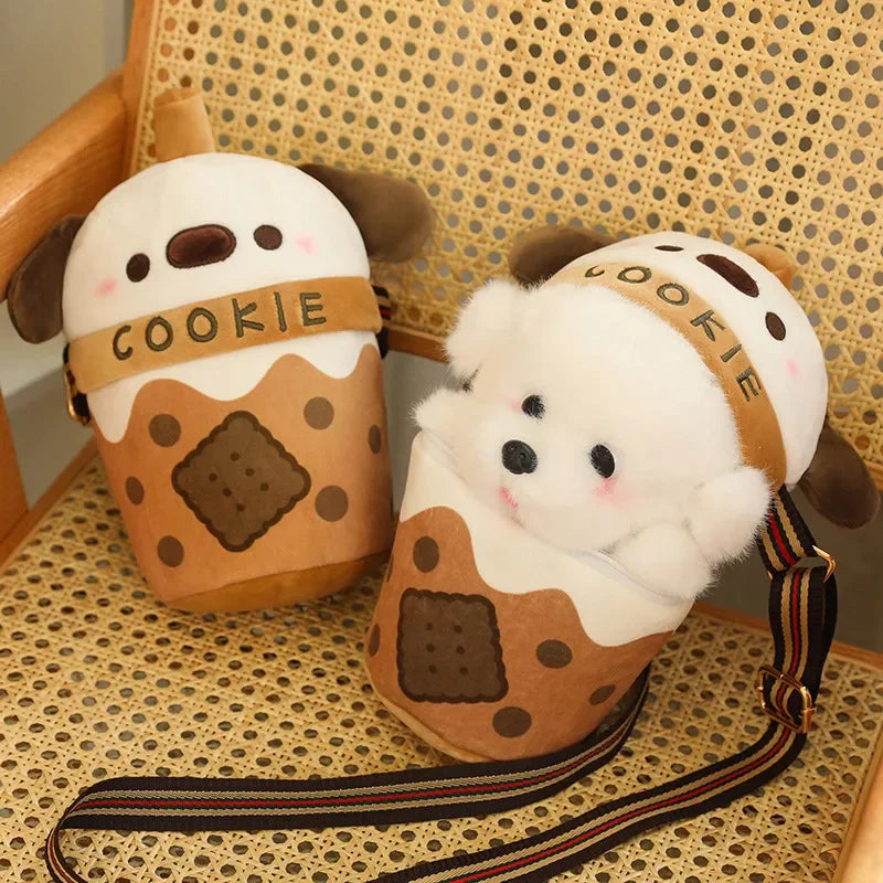 Deux sacs peluches chiens Cookie sur fauteuil