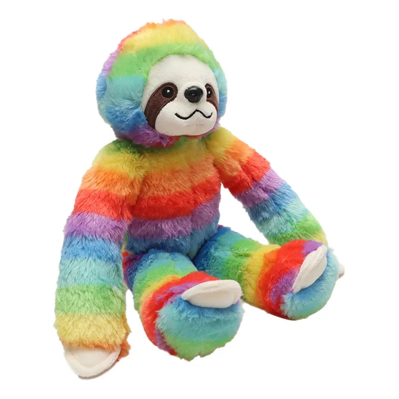 Peluche paresseux arc-en-ciel sur fond blanc